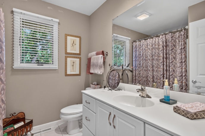 5398 Lakecrest, CALEDONIA, Illinois 61011, 4 Bedrooms Bedrooms, ,3 BathroomsBathrooms,House,For Sale,Lakecrest,202605066