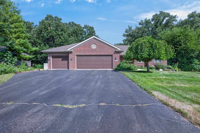 5398 Lakecrest, CALEDONIA, Illinois 61011, 4 Bedrooms Bedrooms, ,3 BathroomsBathrooms,House,For Sale,Lakecrest,202605066