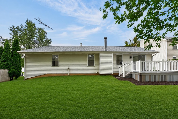 5011 Trafford, LOVES PARK, Illinois 61111, 3 Bedrooms Bedrooms, ,2 BathroomsBathrooms,House,For Sale,Trafford,202605067