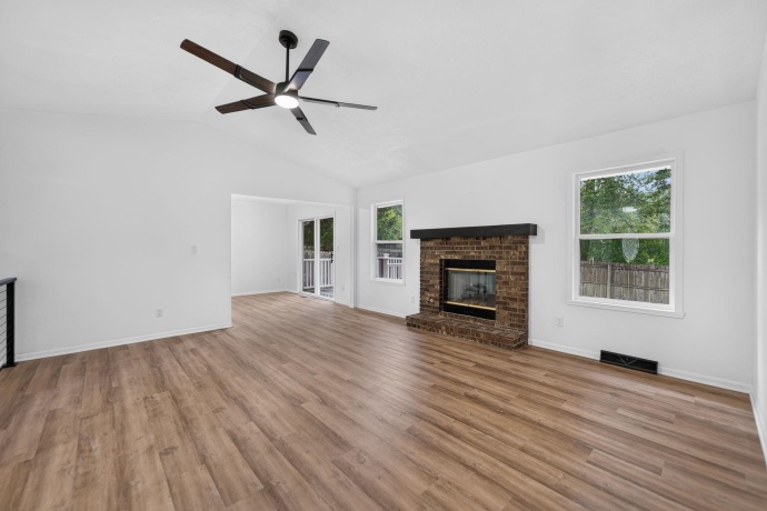 5011 Trafford, LOVES PARK, Illinois 61111, 3 Bedrooms Bedrooms, ,2 BathroomsBathrooms,House,For Sale,Trafford,202605067