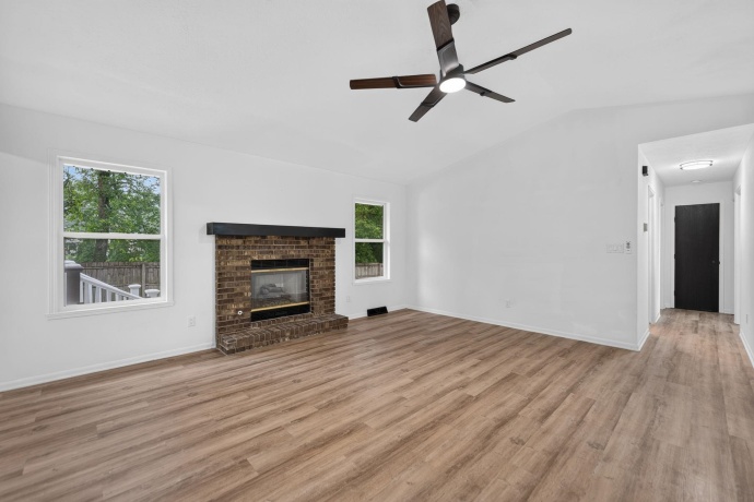 5011 Trafford, LOVES PARK, Illinois 61111, 3 Bedrooms Bedrooms, ,2 BathroomsBathrooms,House,For Sale,Trafford,202605067