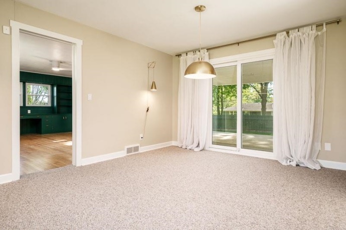 2015 GLENVIEW, ROCKFORD, Illinois 61107, 3 Bedrooms Bedrooms, ,2 BathroomsBathrooms,House,For Sale,GLENVIEW,202605073