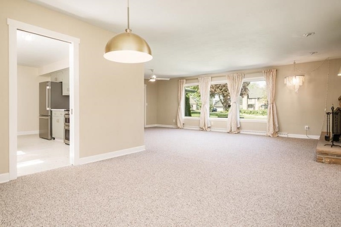 2015 GLENVIEW, ROCKFORD, Illinois 61107, 3 Bedrooms Bedrooms, ,2 BathroomsBathrooms,House,For Sale,GLENVIEW,202605073