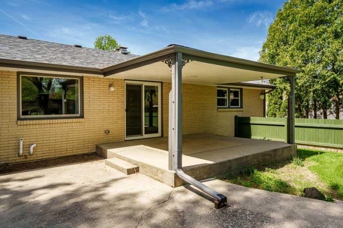 2015 GLENVIEW, ROCKFORD, Illinois 61107, 3 Bedrooms Bedrooms, ,2 BathroomsBathrooms,House,For Sale,GLENVIEW,202605073