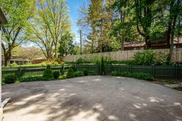 2015 GLENVIEW, ROCKFORD, Illinois 61107, 3 Bedrooms Bedrooms, ,2 BathroomsBathrooms,House,For Sale,GLENVIEW,202605073