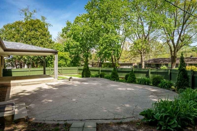 2015 GLENVIEW, ROCKFORD, Illinois 61107, 3 Bedrooms Bedrooms, ,2 BathroomsBathrooms,House,For Sale,GLENVIEW,202605073