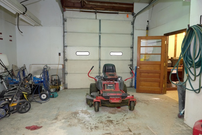 306 4th, CEDAR POINT, Illinois 61316, ,Industrial,For Sale,4th,202605075
