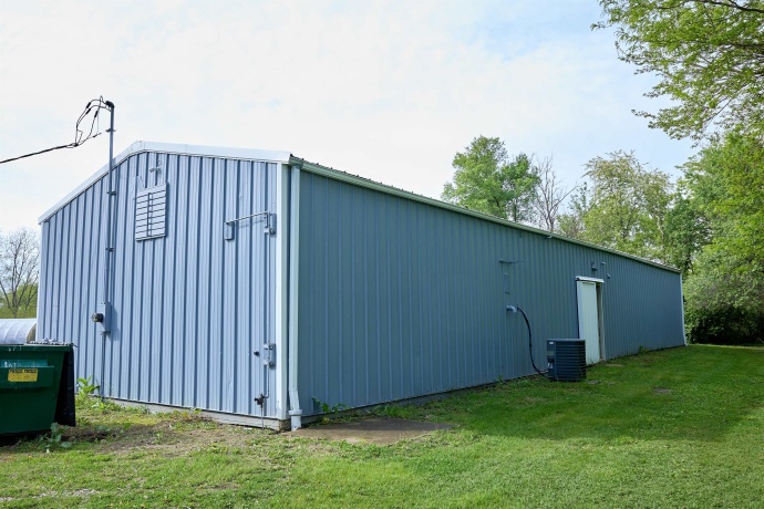 306 4th, CEDAR POINT, Illinois 61316, ,Industrial,For Sale,4th,202605075