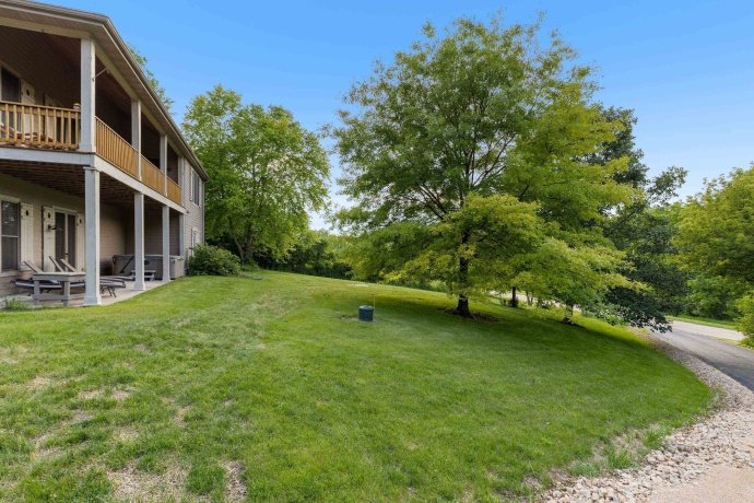 33 Sugarcreek, GALENA, Illinois 61036, 4 Bedrooms Bedrooms, ,2 BathroomsBathrooms,House,For Sale,Sugarcreek,202605074