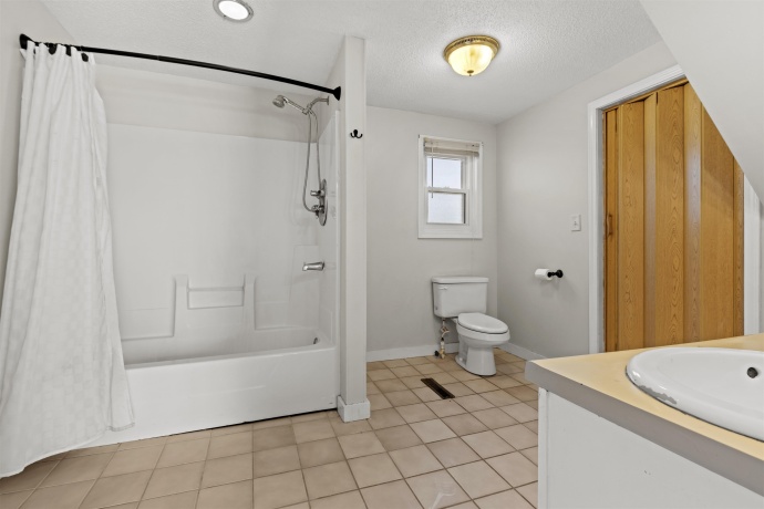 16108 Anderson, PECATONICA, Illinois 61063, 5 Bedrooms Bedrooms, ,3 BathroomsBathrooms,House,For Sale,Anderson,202605077