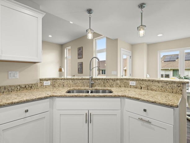 311 Pershing, STILLMAN VALLEY, Illinois 61084, 3 Bedrooms Bedrooms, ,3 BathroomsBathrooms,Condominium,For Sale,Pershing,202605080