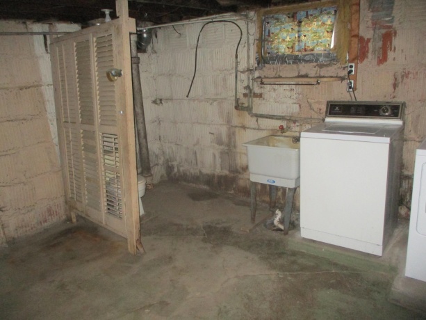 151 Jones, OTTAWA, Illinois 61350, 3 Bedrooms Bedrooms, ,1 BathroomBathrooms,House,For Sale,Jones,202605082