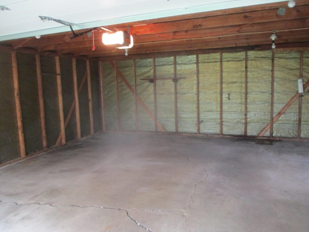 151 Jones, OTTAWA, Illinois 61350, 3 Bedrooms Bedrooms, ,1 BathroomBathrooms,House,For Sale,Jones,202605082