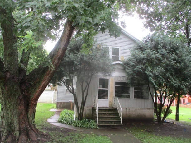 151 Jones, OTTAWA, Illinois 61350, 3 Bedrooms Bedrooms, ,1 BathroomBathrooms,House,For Sale,Jones,202605082