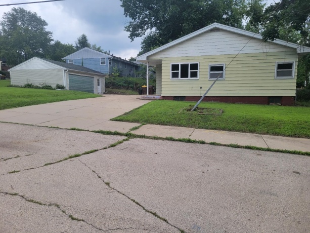 2701 18th, ROCKFORD, Illinois 61109, 3 Bedrooms Bedrooms, ,1 BathroomBathrooms,House,For Sale,18th,202605084