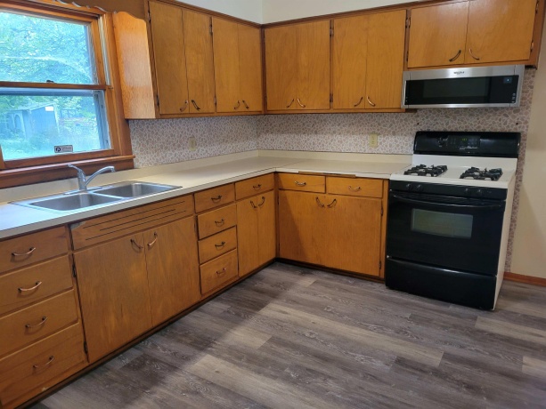 2701 18th, ROCKFORD, Illinois 61109, 3 Bedrooms Bedrooms, ,1 BathroomBathrooms,House,For Sale,18th,202605084