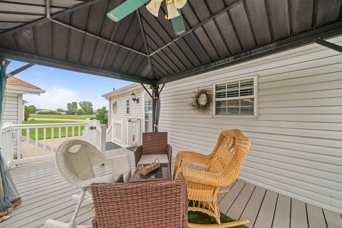 8511 Fig Tree Lane, ROSCOE, Illinois 61073, 3 Bedrooms Bedrooms, ,2 BathroomsBathrooms,House,For Sale,Fig Tree Lane,202605085