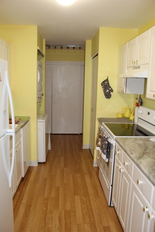 2929 Sunnyside Dr, ROCKFORD, Illinois 61114, 2 Bedrooms Bedrooms, ,2 BathroomsBathrooms,Condominium,For Sale,Sunnyside Dr,202605086