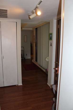 2929 Sunnyside Dr, ROCKFORD, Illinois 61114, 2 Bedrooms Bedrooms, ,2 BathroomsBathrooms,Condominium,For Sale,Sunnyside Dr,202605086