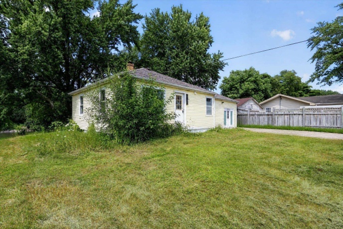 2076 Will James, ROCKFORD, Illinois 61109, 3 Bedrooms Bedrooms, ,2 BathroomsBathrooms,House,For Sale,Will James,202604765