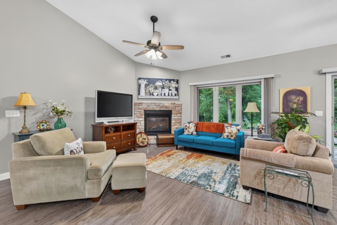 6294 PARKS EDGE, LOVES PARK, Illinois 61111, 2 Bedrooms Bedrooms, ,2 BathroomsBathrooms,Condominium,For Sale,PARKS EDGE,202605089