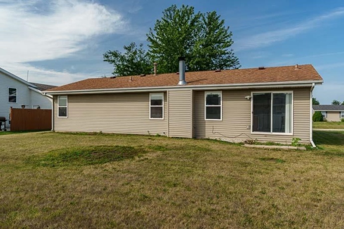 14723 Hunters, SOUTH BELOIT, Illinois 61080, 3 Bedrooms Bedrooms, ,2 BathroomsBathrooms,House,For Sale,Hunters,202604904