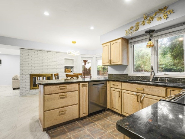 1718 Jacoby, ROCKFORD, Illinois 61107, 4 Bedrooms Bedrooms, ,2 BathroomsBathrooms,House,For Sale,Jacoby,202605091