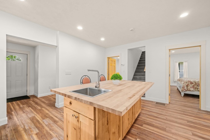 710 2nd, OREGON, Illinois 61061, 3 Bedrooms Bedrooms, ,2 BathroomsBathrooms,House,For Sale,2nd,202605094