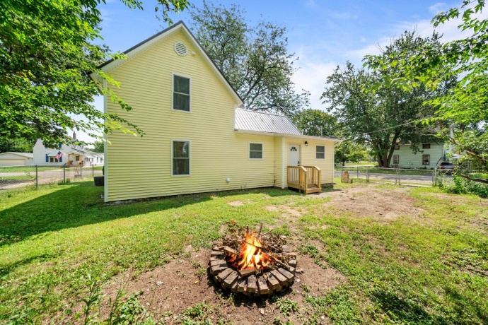 710 2nd, OREGON, Illinois 61061, 3 Bedrooms Bedrooms, ,2 BathroomsBathrooms,House,For Sale,2nd,202605094