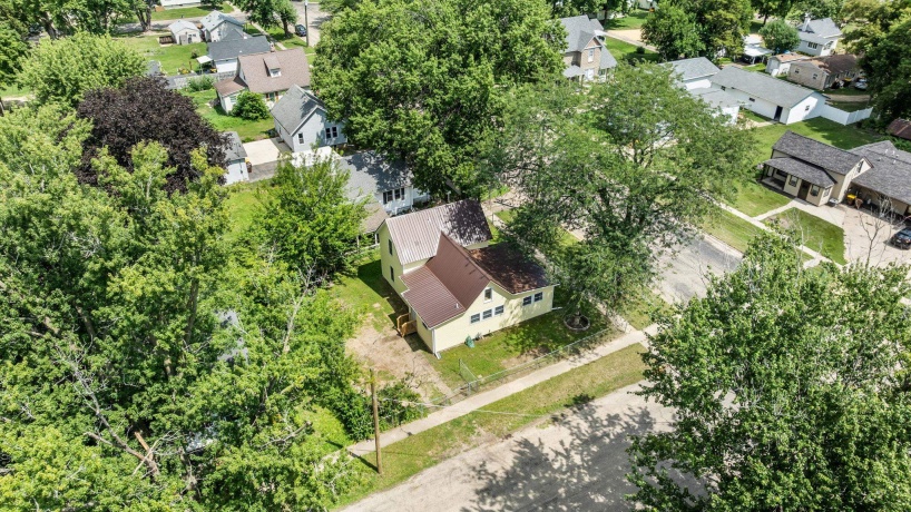 710 2nd, OREGON, Illinois 61061, 3 Bedrooms Bedrooms, ,2 BathroomsBathrooms,House,For Sale,2nd,202605094