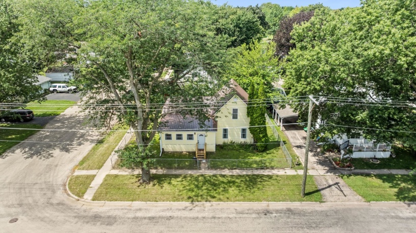 710 2nd, OREGON, Illinois 61061, 3 Bedrooms Bedrooms, ,2 BathroomsBathrooms,House,For Sale,2nd,202605094
