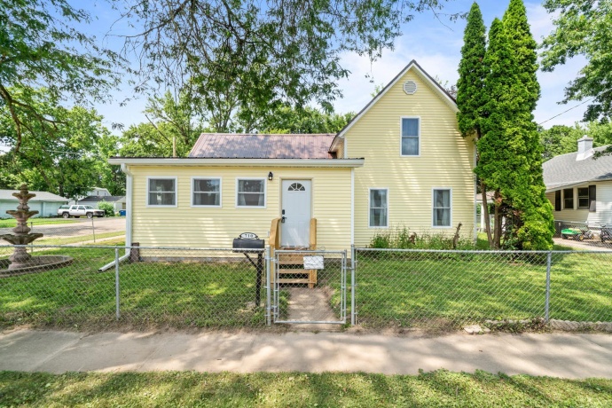 710 2nd, OREGON, Illinois 61061, 3 Bedrooms Bedrooms, ,2 BathroomsBathrooms,House,For Sale,2nd,202605094
