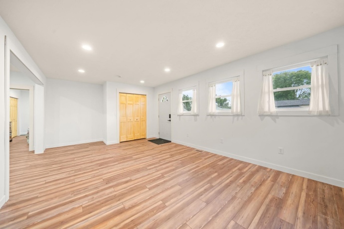 710 2nd, OREGON, Illinois 61061, 3 Bedrooms Bedrooms, ,2 BathroomsBathrooms,House,For Sale,2nd,202605094