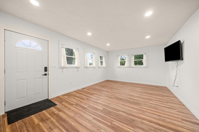 710 2nd, OREGON, Illinois 61061, 3 Bedrooms Bedrooms, ,2 BathroomsBathrooms,House,For Sale,2nd,202605094