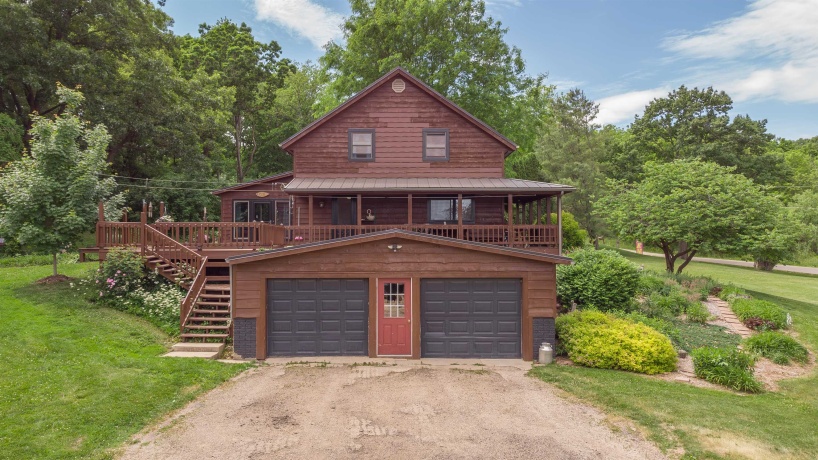 1915 Kent, PEARL CITY, Illinois 61062, 6 Bedrooms Bedrooms, ,2 BathroomsBathrooms,House,For Sale,Kent,202605099