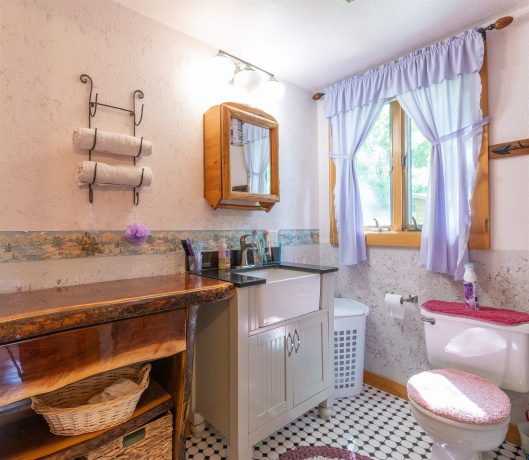 1915 Kent, PEARL CITY, Illinois 61062, 6 Bedrooms Bedrooms, ,2 BathroomsBathrooms,House,For Sale,Kent,202605099