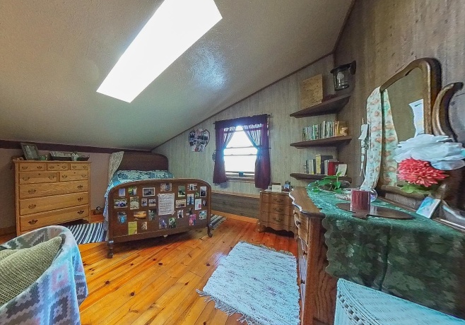 1915 Kent, PEARL CITY, Illinois 61062, 6 Bedrooms Bedrooms, ,2 BathroomsBathrooms,House,For Sale,Kent,202605099