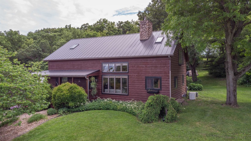 1915 Kent, PEARL CITY, Illinois 61062, 6 Bedrooms Bedrooms, ,2 BathroomsBathrooms,House,For Sale,Kent,202605099