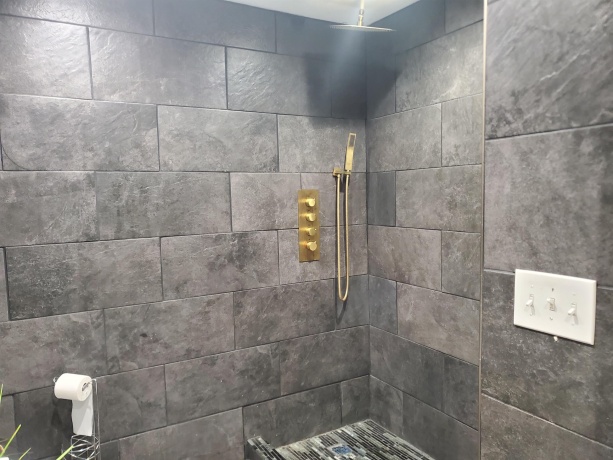 910 Garfield, ROCKFORD, Illinois 61103, 4 Bedrooms Bedrooms, ,2 BathroomsBathrooms,House,For Sale,Garfield,202603036