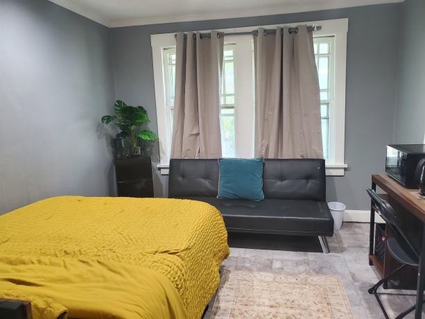 910 Garfield, ROCKFORD, Illinois 61103, 4 Bedrooms Bedrooms, ,2 BathroomsBathrooms,House,For Sale,Garfield,202603036