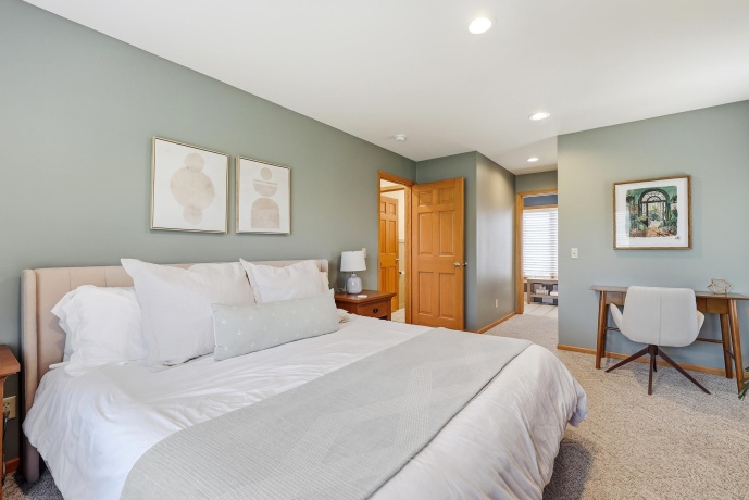 2 Augusta, GALENA, Illinois 61036, 5 Bedrooms Bedrooms, ,4 BathroomsBathrooms,House,For Sale,Augusta,202605102