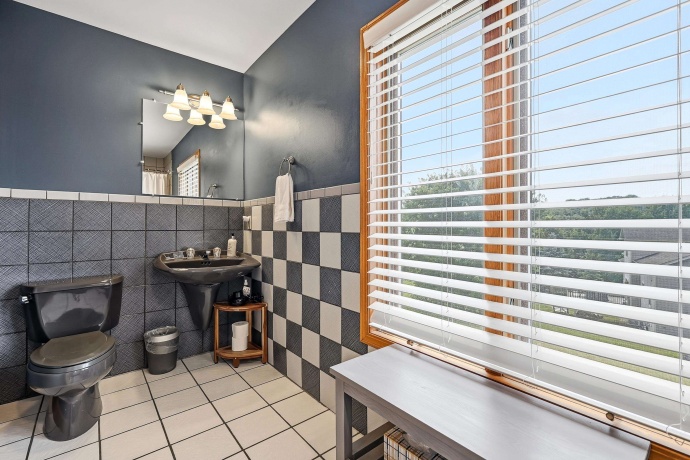 2 Augusta, GALENA, Illinois 61036, 5 Bedrooms Bedrooms, ,4 BathroomsBathrooms,House,For Sale,Augusta,202605102