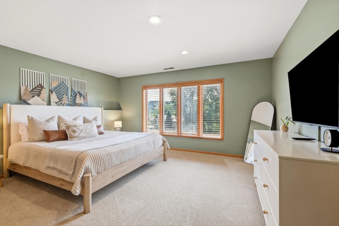 2 Augusta, GALENA, Illinois 61036, 5 Bedrooms Bedrooms, ,4 BathroomsBathrooms,House,For Sale,Augusta,202605102