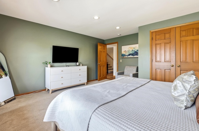 2 Augusta, GALENA, Illinois 61036, 5 Bedrooms Bedrooms, ,4 BathroomsBathrooms,House,For Sale,Augusta,202605102