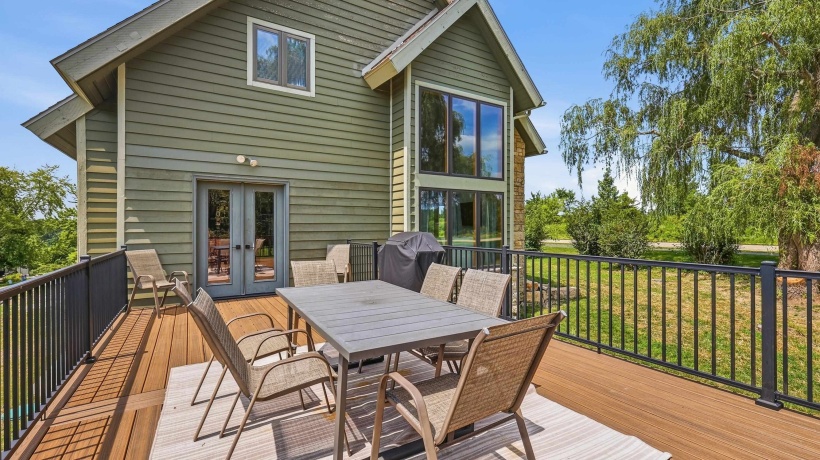 2 Augusta, GALENA, Illinois 61036, 5 Bedrooms Bedrooms, ,4 BathroomsBathrooms,House,For Sale,Augusta,202605102