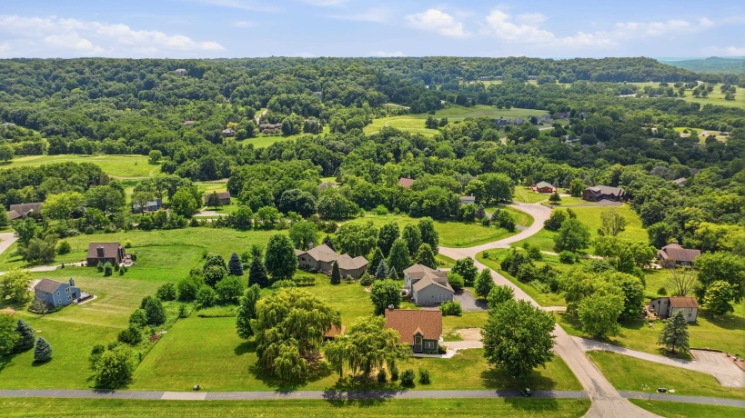 2 Augusta, GALENA, Illinois 61036, 5 Bedrooms Bedrooms, ,4 BathroomsBathrooms,House,For Sale,Augusta,202605102