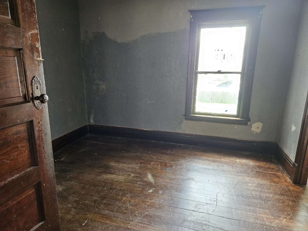 210 6th, ROCKFORD, Illinois 61104, ,2 Units,For Sale,6th,202605101