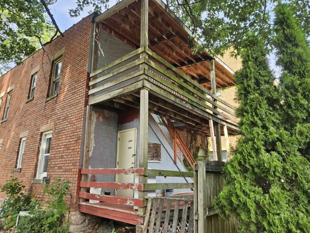 210 6th, ROCKFORD, Illinois 61104, ,2 Units,For Sale,6th,202605101