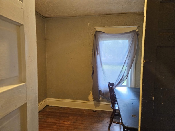 210 6th, ROCKFORD, Illinois 61104, ,2 Units,For Sale,6th,202605101
