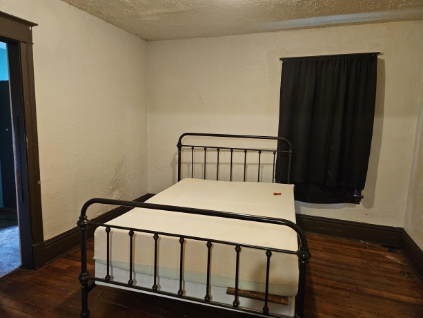 210 6th, ROCKFORD, Illinois 61104, ,2 Units,For Sale,6th,202605101